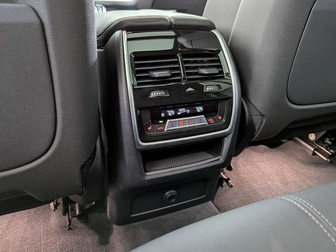 Used 2022 BMW X5 xDrive45e w/ Executive Package image 49