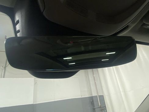 Certified 2025 Volvo XC60 B5 Core image 27