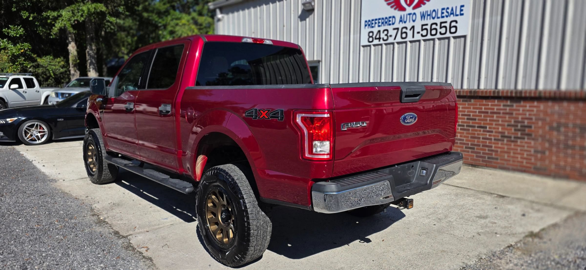 Used 2017 Ford F150 XLT AWD/4WD image 5