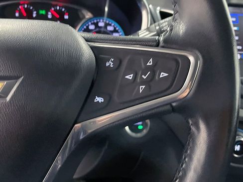 Used 2020 Chevrolet Equinox LT image 36