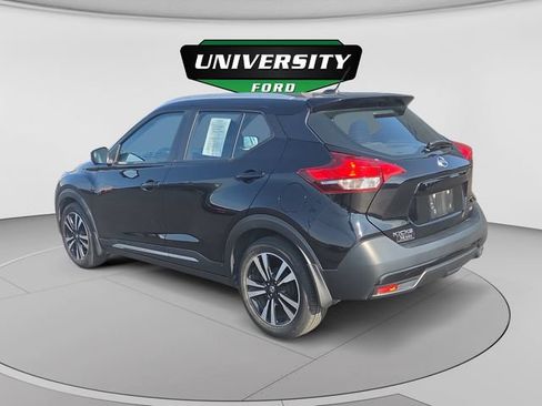 Used 2019 Nissan Kicks SR w/ SR Premium Package FWD image 5