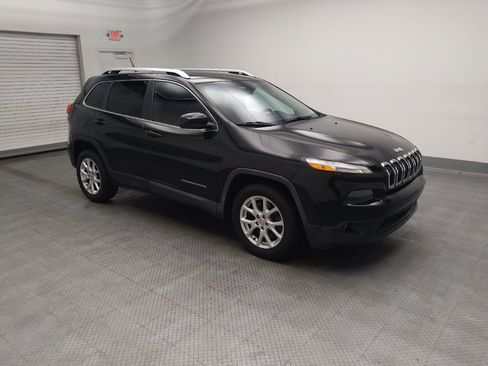 Used 2015 Jeep Cherokee Latitude FWD image 11