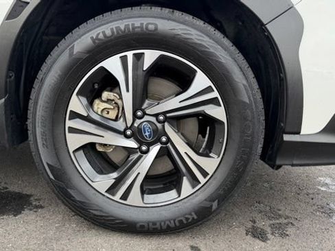 Used 2024 Subaru Crosstrek 2.0i Premium AWD/4WD image 10