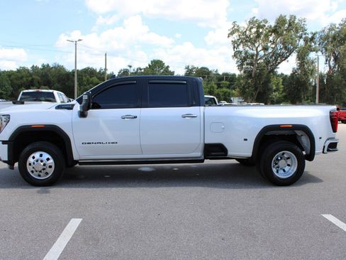 Used 2024 GMC Sierra 3500 Denali Ultimate AWD/4WD image 3