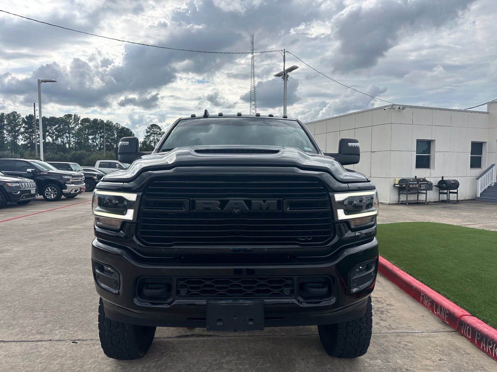 Used 2024 RAM 3500 Laramie w/ Night Edition AWD/4WD image 2