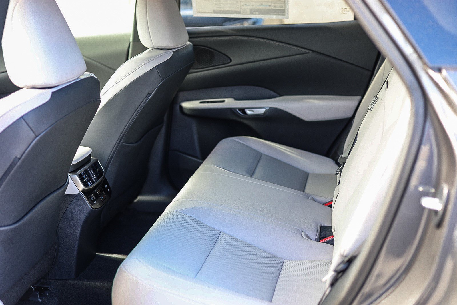New 2026 Lexus RX 350 F Sport w/ Convenience Package FWD image 18