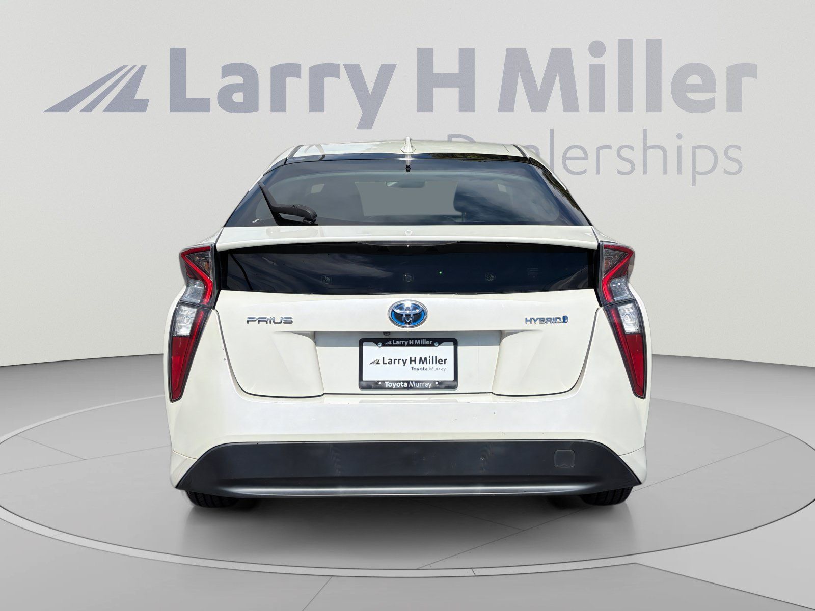 Used 2016 Toyota Prius Two FWD image 4