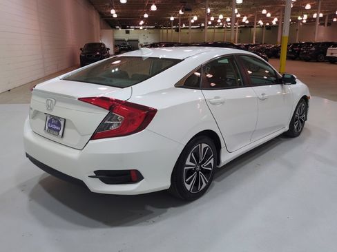 Used 2016 Honda Civic EX-L image 2
