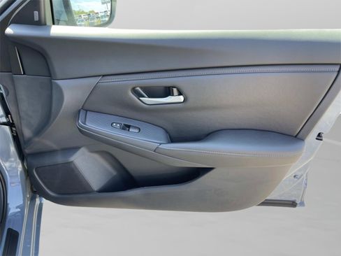 New 2025 Nissan Sentra SV image 25