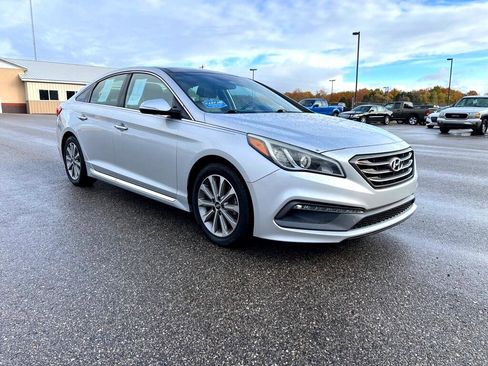 Used 2016 Hyundai Sonata Limited w/ Option Group 04 image 3