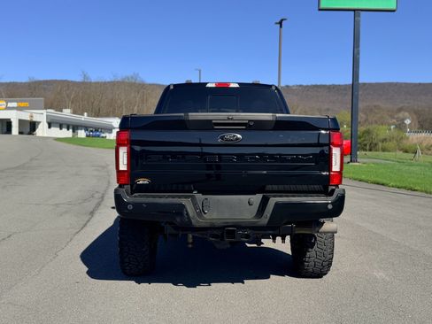 Used 2020 Ford F350 Lariat image 7