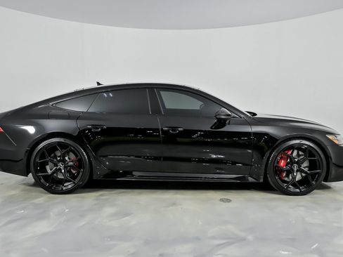 Used 2021 Audi RS 7 Sportback w/ Carbon Optic Package AWD/4WD image 14