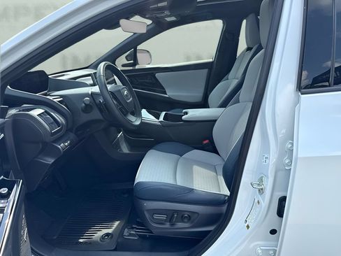 Used 2023 Subaru Solterra AWD image 5