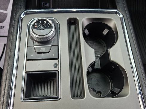 Used 2020 Ford Expedition XLT w/ Equipment Group 202A image 20