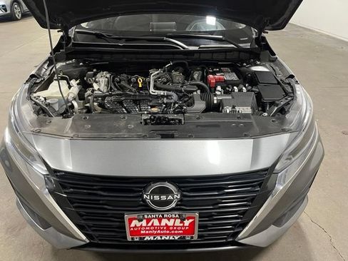 Used 2024 Nissan Altima 2.5 SV FWD image 9