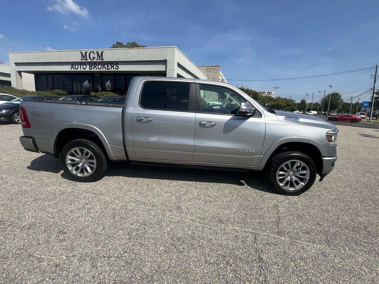 Used 2021 RAM 1500 Laramie w/ Laramie Southwest Edition AWD/4WD image 33