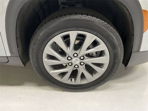 Certified 2025 Buick Enclave Preferred image 14