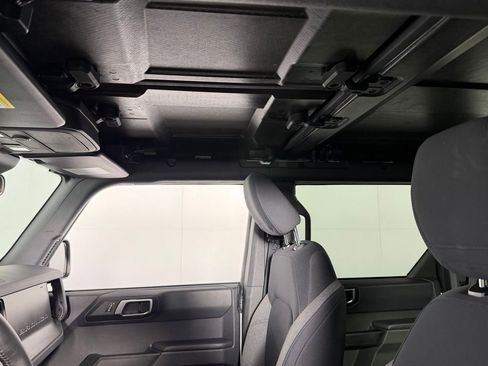 Used 2025 Ford Bronco Big Bend image 25