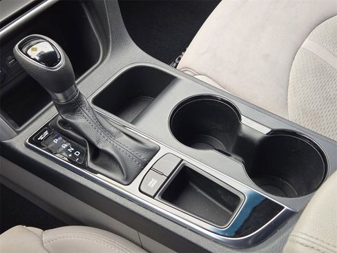 Used 2015 Hyundai Sonata SE w/ Cargo Package image 19