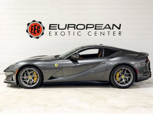 Used 2020 Ferrari 812 Superfast image 6