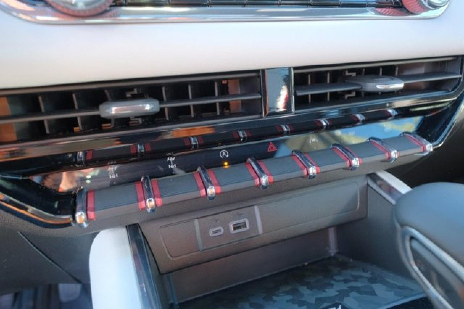 Used 2023 GMC Canyon AT4X AWD/4WD image 22