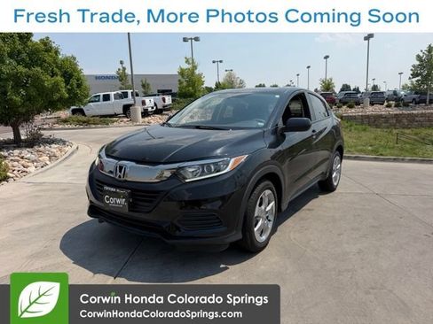 Used 2020 Honda HR-V LX image 3