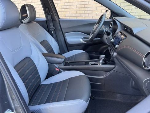 Used 2023 Nissan Kicks SR w/ SR Premium Package image 7