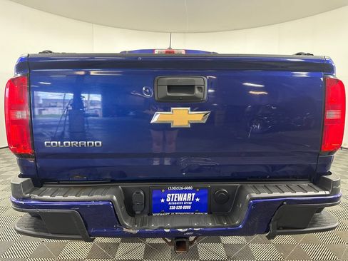 Used 2016 Chevrolet Colorado Z71 AWD/4WD image 4
