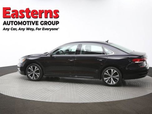 Used 2022 Volkswagen Passat 2.0T SE image 61