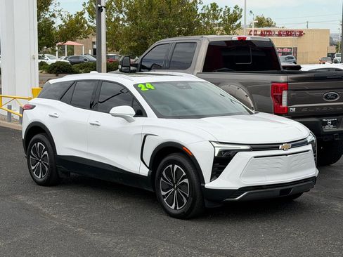 Used 2024 Chevrolet Blazer EV LT AWD/4WD image 4