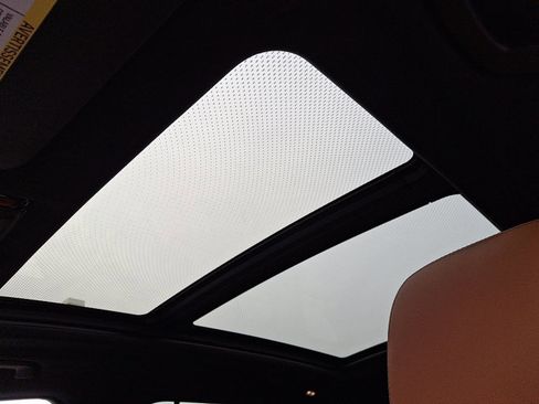 New 2026 BMW X5 M60i image 10