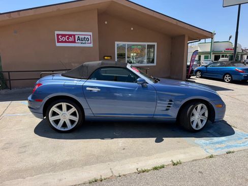 Used 2005 Chrysler Crossfire Limited RWD image 2