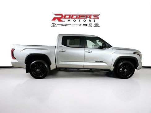 Used 2024 Toyota Tundra Limited AWD/4WD image 14