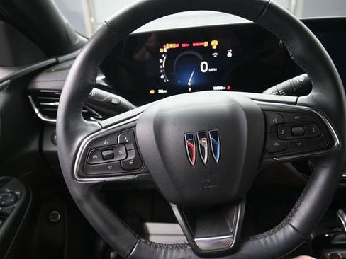 Used 2024 Buick Envista Sport Touring w/ Convenience I Package FWD image 8