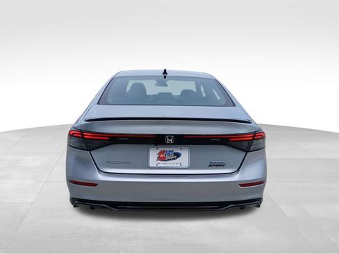 Used 2024 Honda Accord Sport image 4