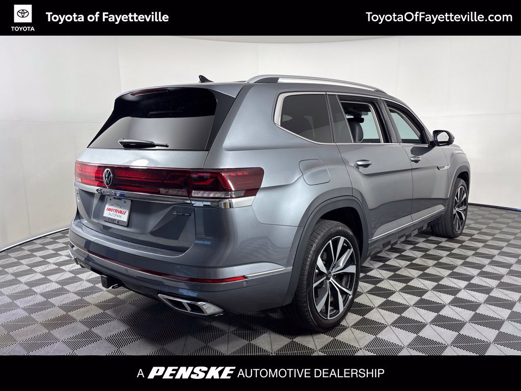 Used 2025 Volkswagen Atlas SEL Premium R-Line AWD/4WD image 18