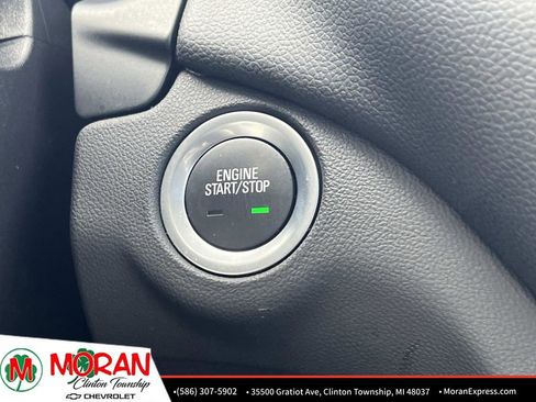 Used 2024 Chevrolet Equinox LT image 23