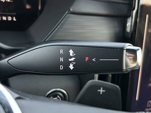 Certified 2025 GMC Acadia Elevation image 26