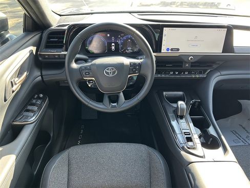 Used 2024 Toyota Crown XLE image 13