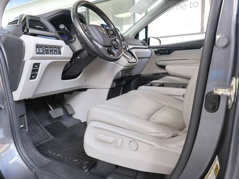 Used 2018 Honda Odyssey Elite image 41