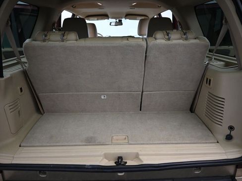 Used 2012 Ford Expedition XLT image 27