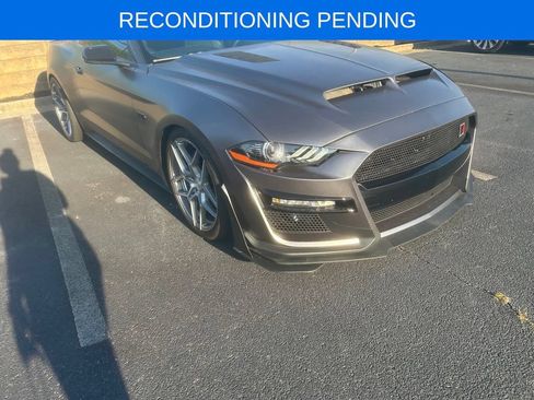 Used 2019 Ford Mustang GT Premium w/ Equipment Group 401A RWD image 2