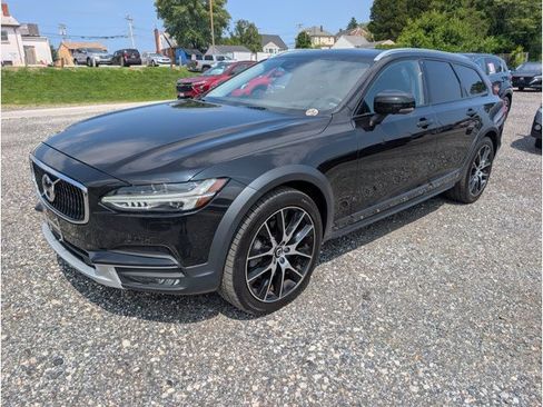 Used 2020 Volvo V90 T6 Cross Country w/ Advanced Package AWD/4WD image 1