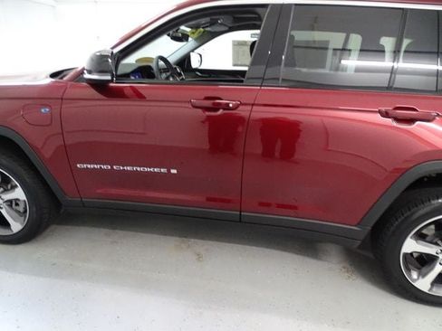 Certified 2023 Jeep Grand Cherokee 4WD 4xe image 20