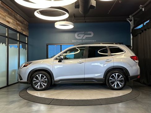 Used 2024 Subaru Forester Limited AWD/4WD image 6
