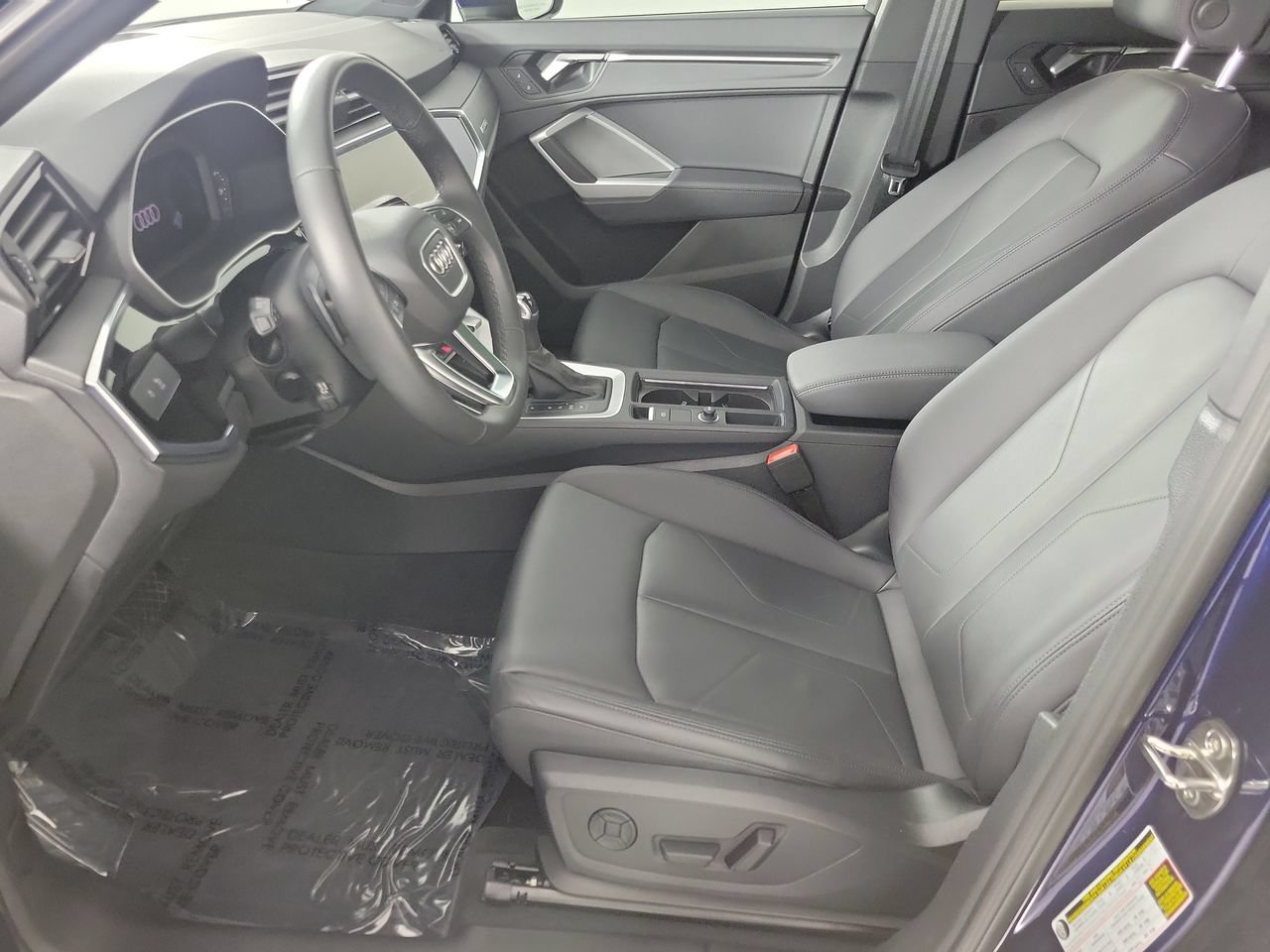 Used 2025 Audi Q3 2.0T Premium w/ Convenience Package AWD/4WD image 12