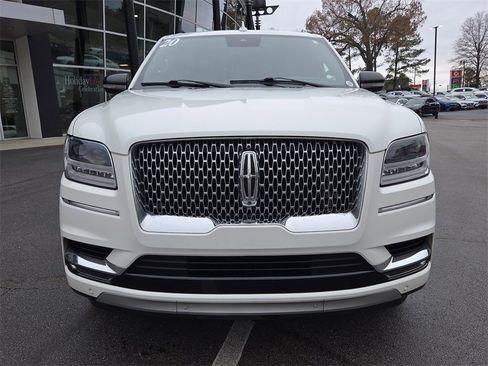 Used 2020 Lincoln Navigator Reserve w/ Luxury Package image 8