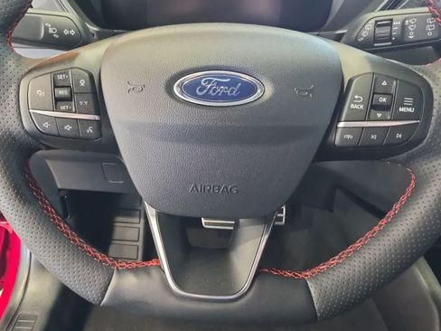 Used 2024 Ford Escape ST-Line w/ Tech Pack #1 AWD/4WD image 19
