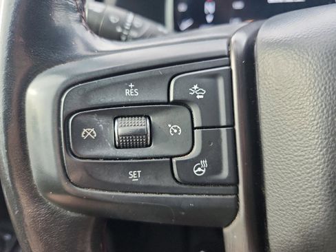 Used 2024 GMC Sierra 2500 AT4X image 30