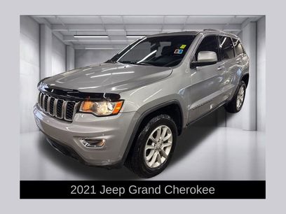 Used 2021 Jeep Grand Cherokee Laredo w/ Security & Convenience Group